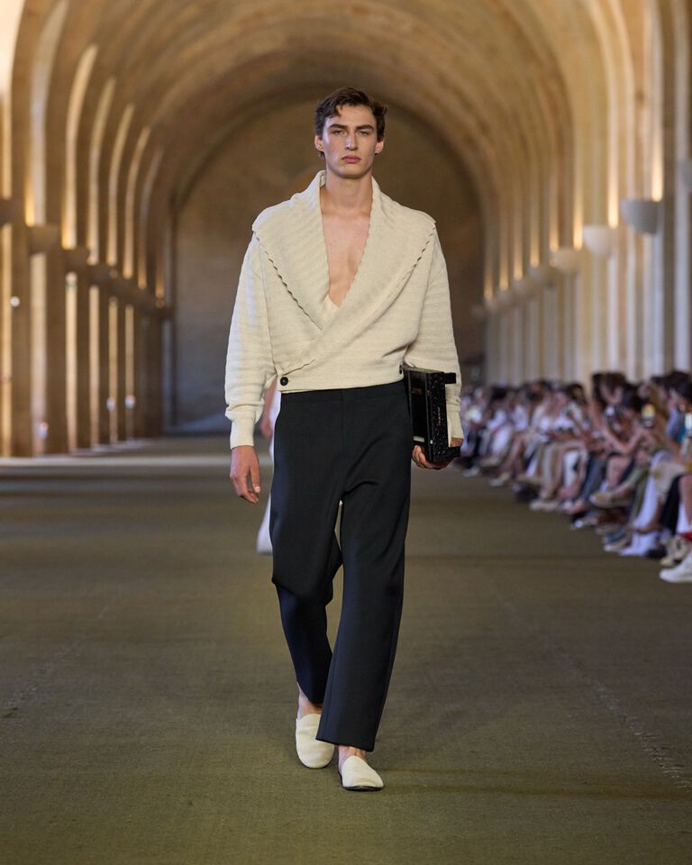 jacquemus image without a name