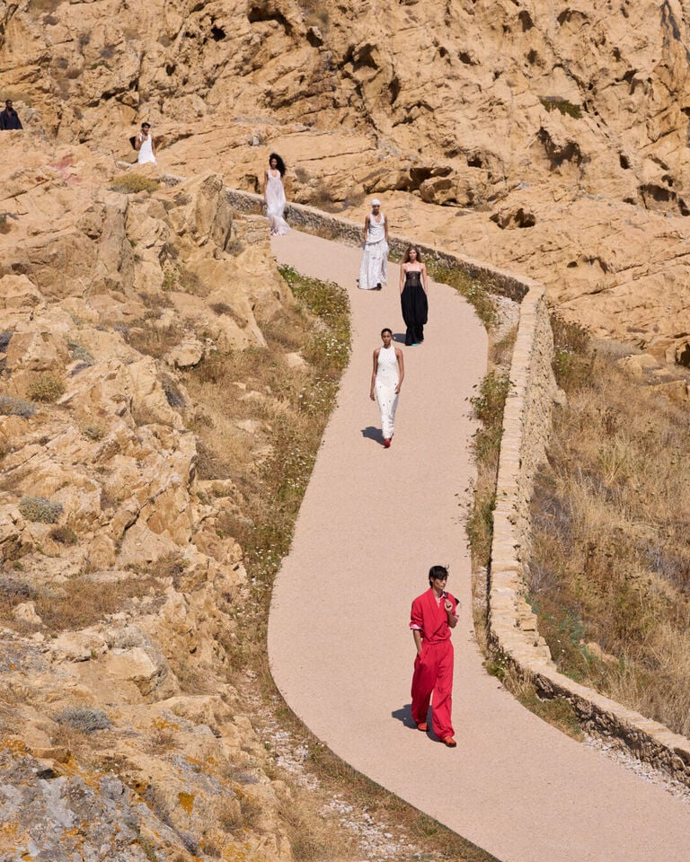 jacquemus le bonheur jacquemus le bonheur