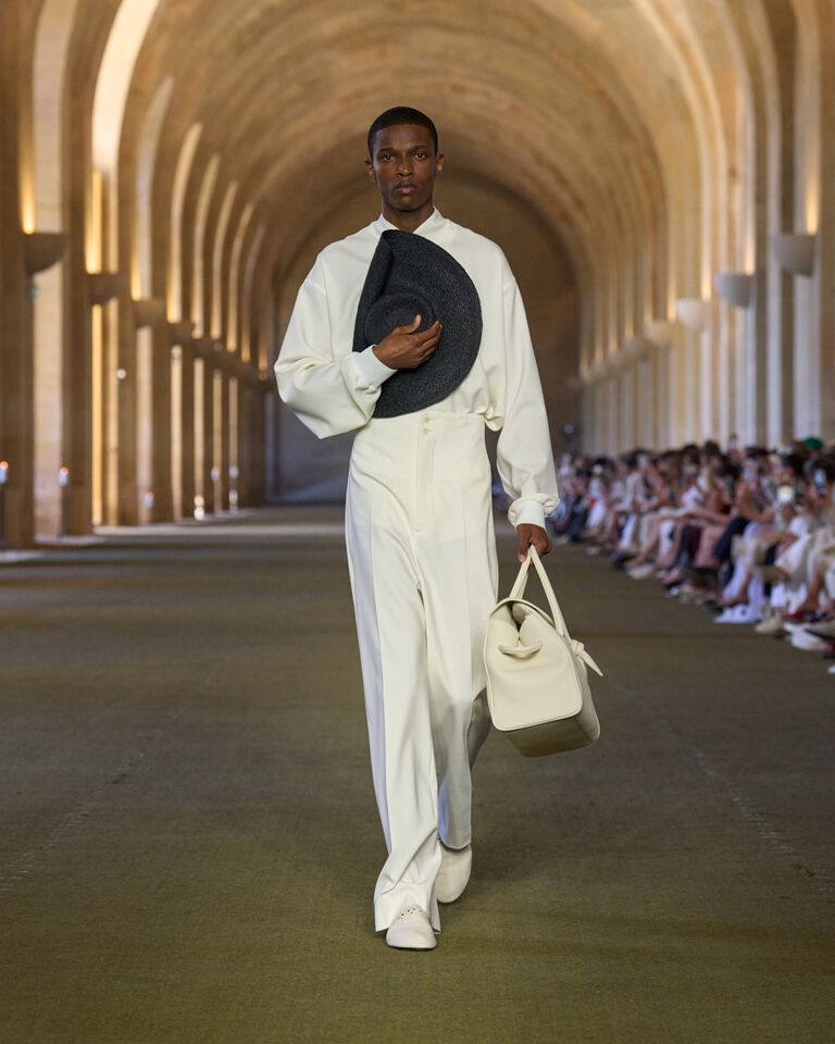 jacquemus image without a name
