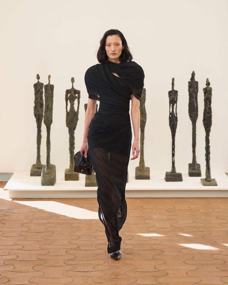 jacquemus les sculptures