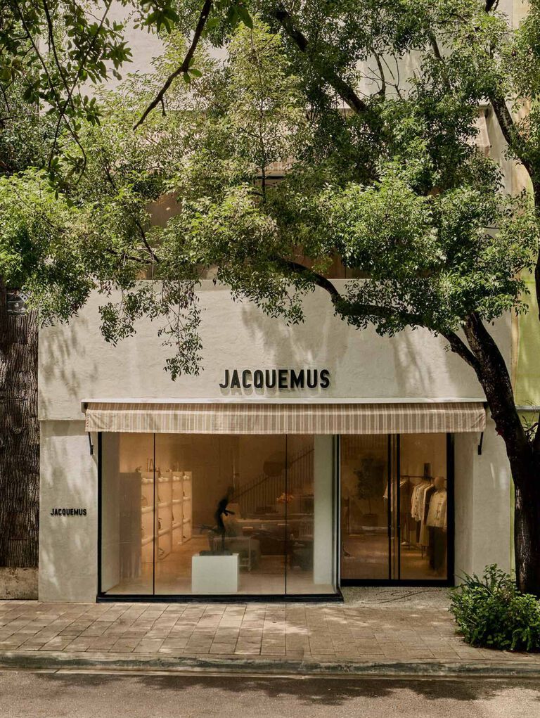 jacquemus متجرنا في ميامي