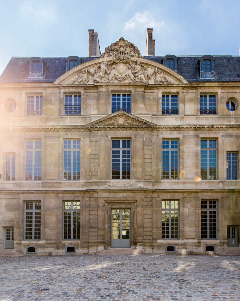 jacquemus image without a name jacquemus image without a name