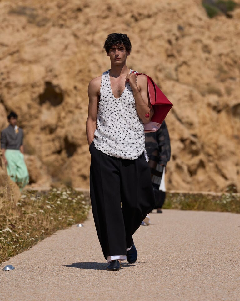 jacquemus image without a name