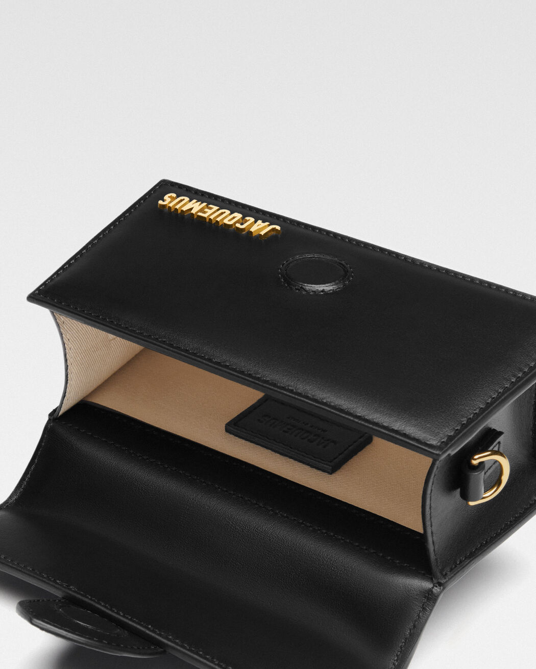 The Bambino jacquemus the bambino