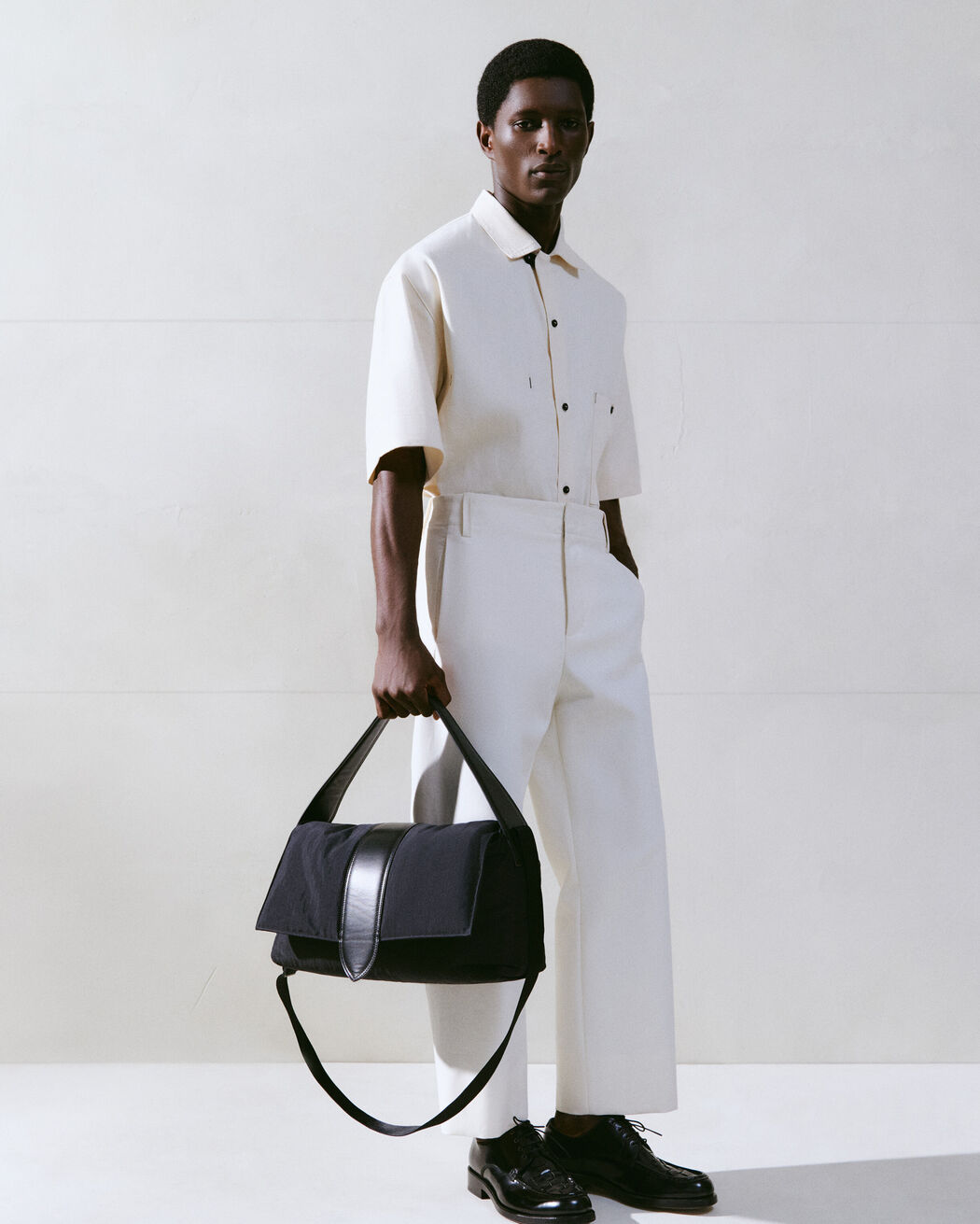 The Bambino messenger bag jacquemus the bambino messenger bag