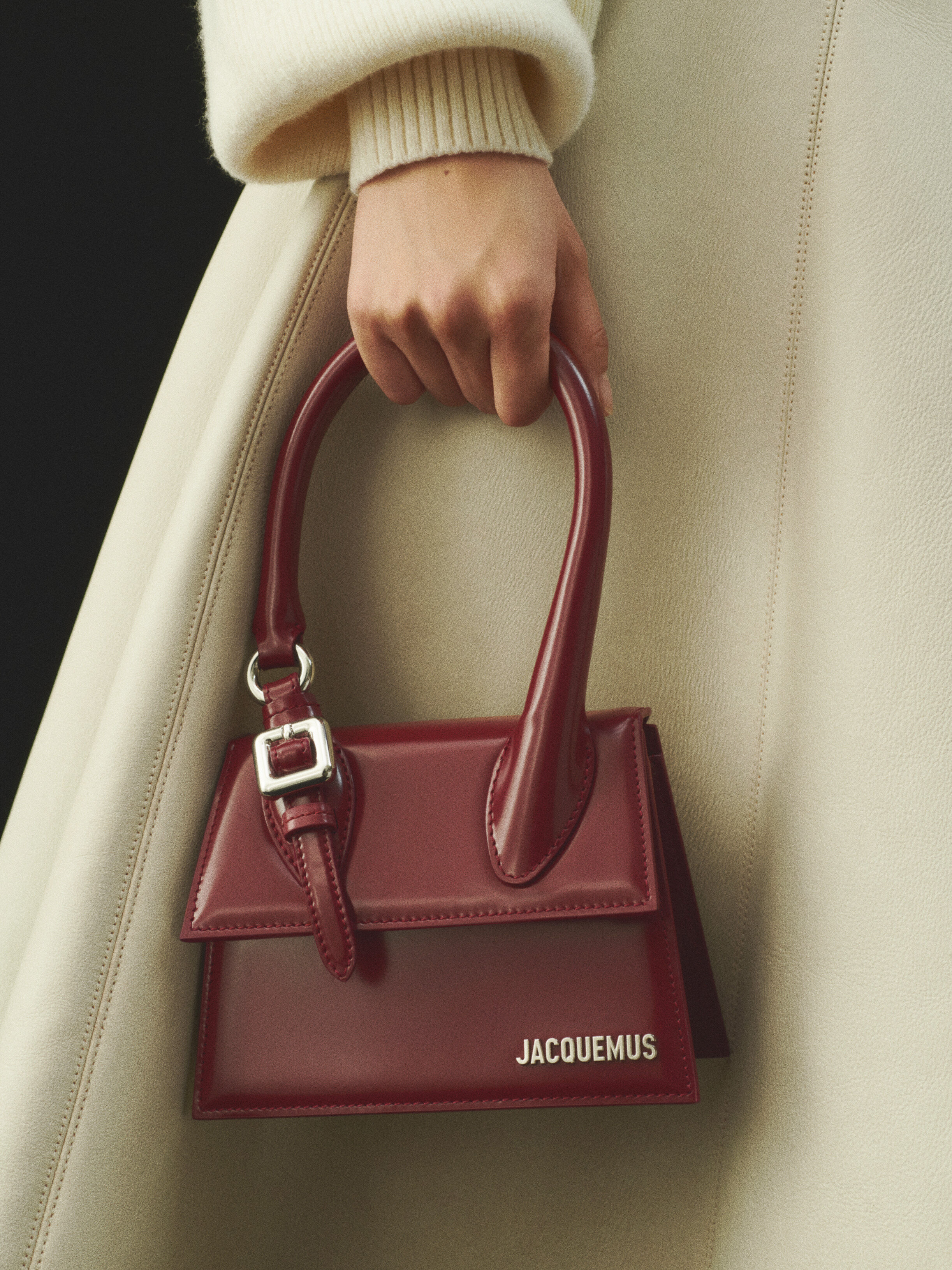 The medium Chiquito with buckle, Burgundy | JACQUEMUS KSA
