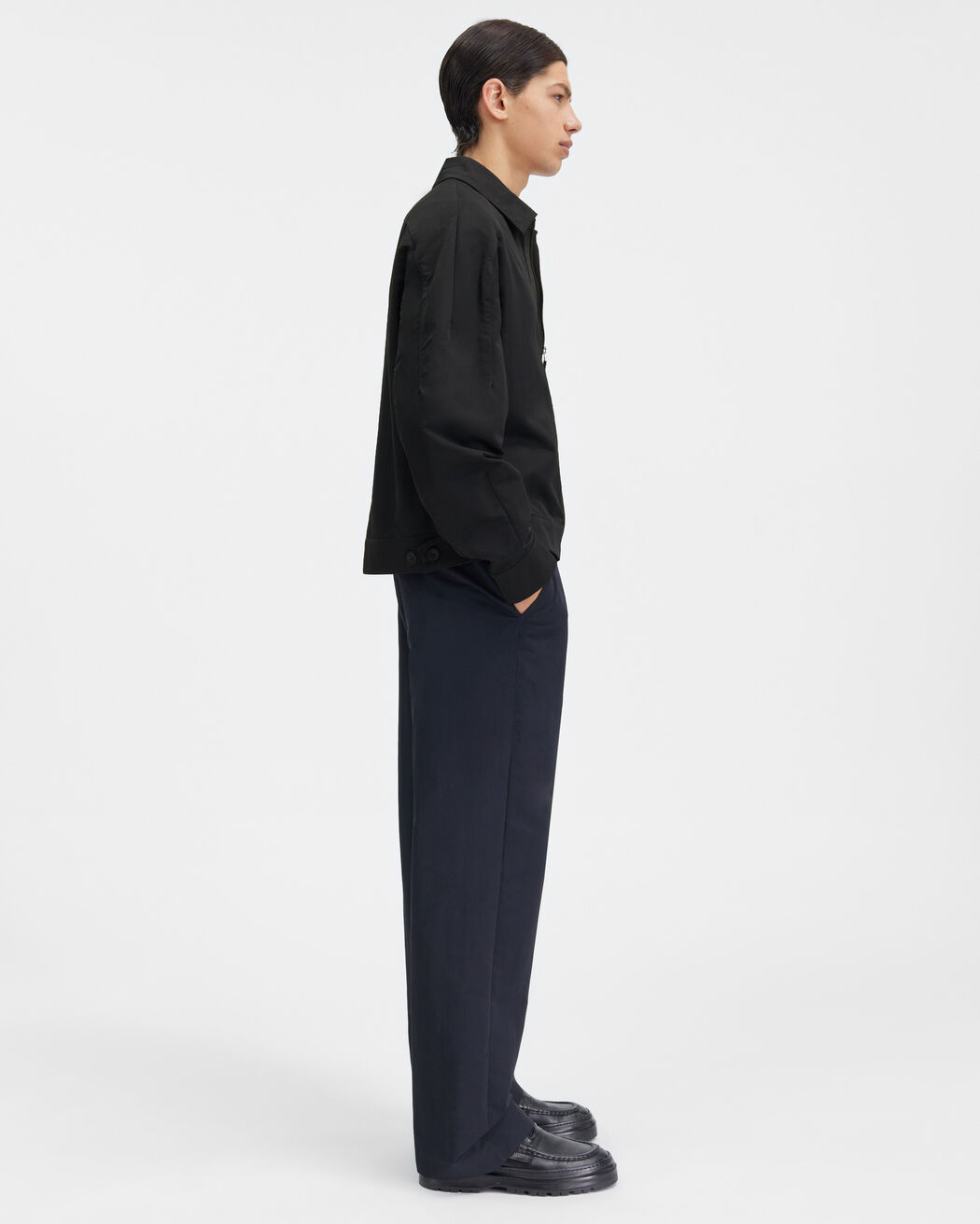 جاكيت Le Blouson Linu jacquemus جاكيت le blouson linu