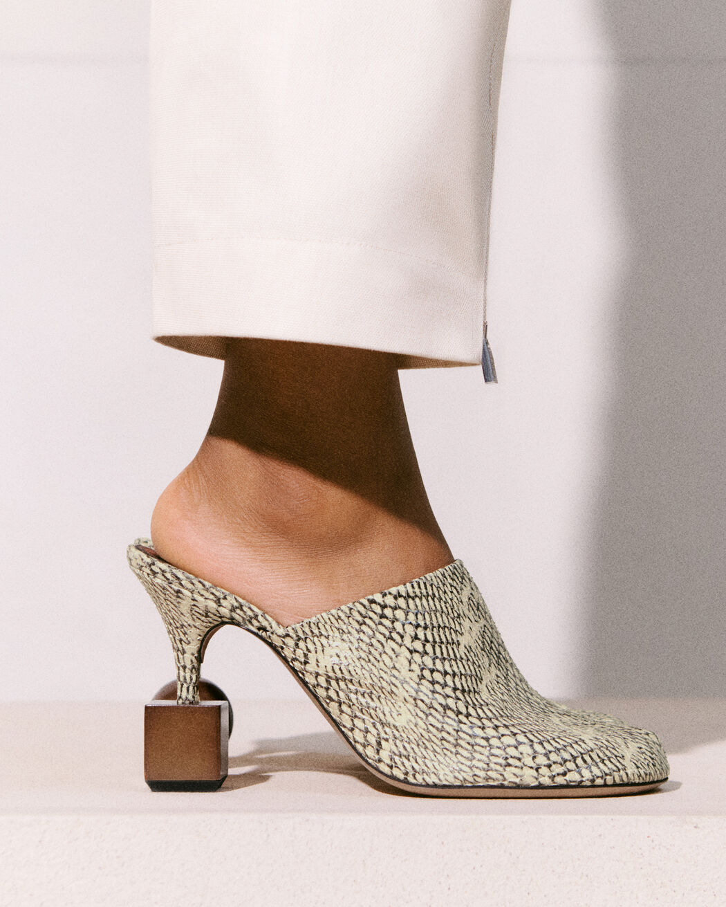 The Bisou حذاء jacquemus the bisou حذاء