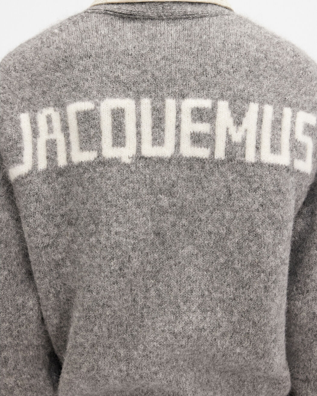 The Jacquemus cardigan the jacquemus cardigan