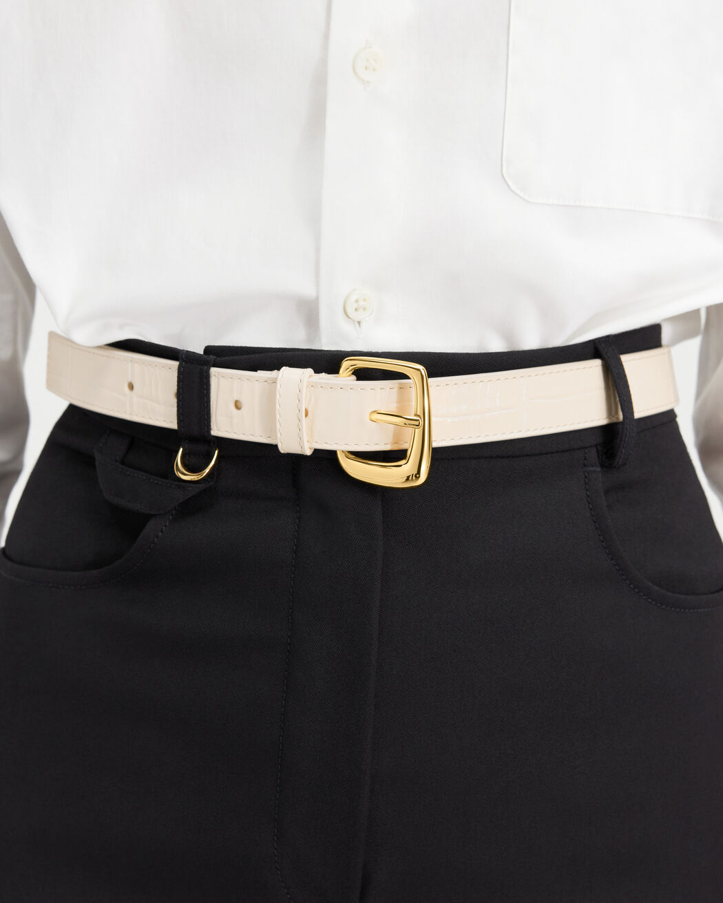 The Ovalo belt jacquemus the ovalo belt