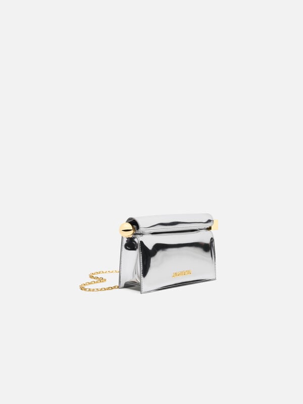 The small Rond Carré clutch jacquemus حقيبة the small rond carr