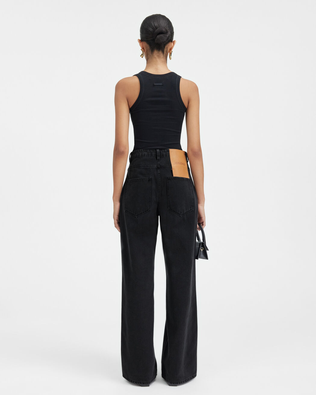 بنطال جينز The wide de-Nîmes denim pants jacquemus بنطال جينز the wide de n mes denim pants