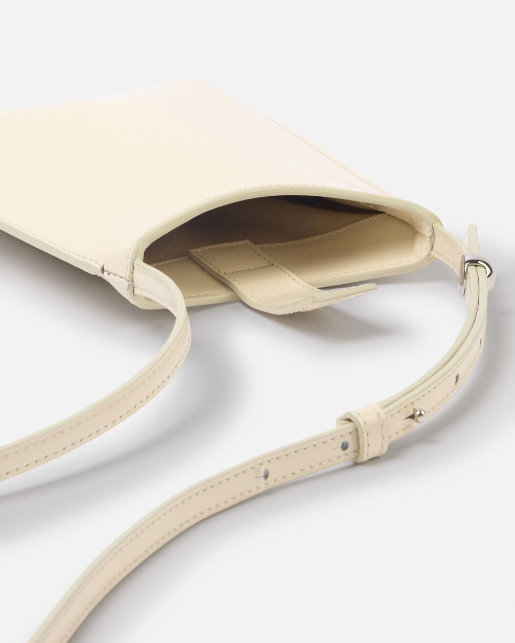 The Bisou phone pouch jacquemus the bisou phone pouch