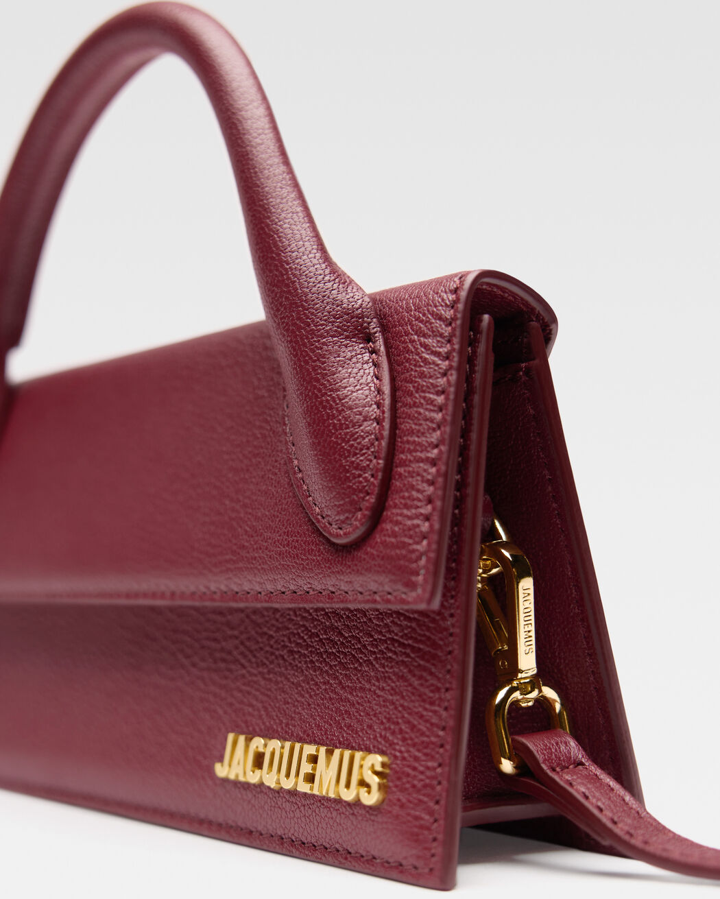 حقيبة The long Chiquito jacquemus حقيبة the long chiquito