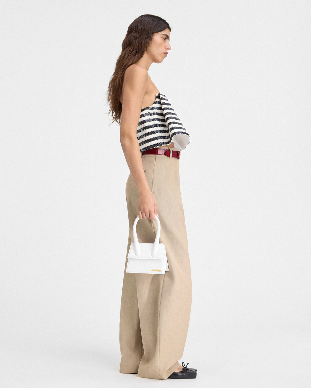 حقيبة The medium Chiquito jacquemus حقيبة the medium chiquito