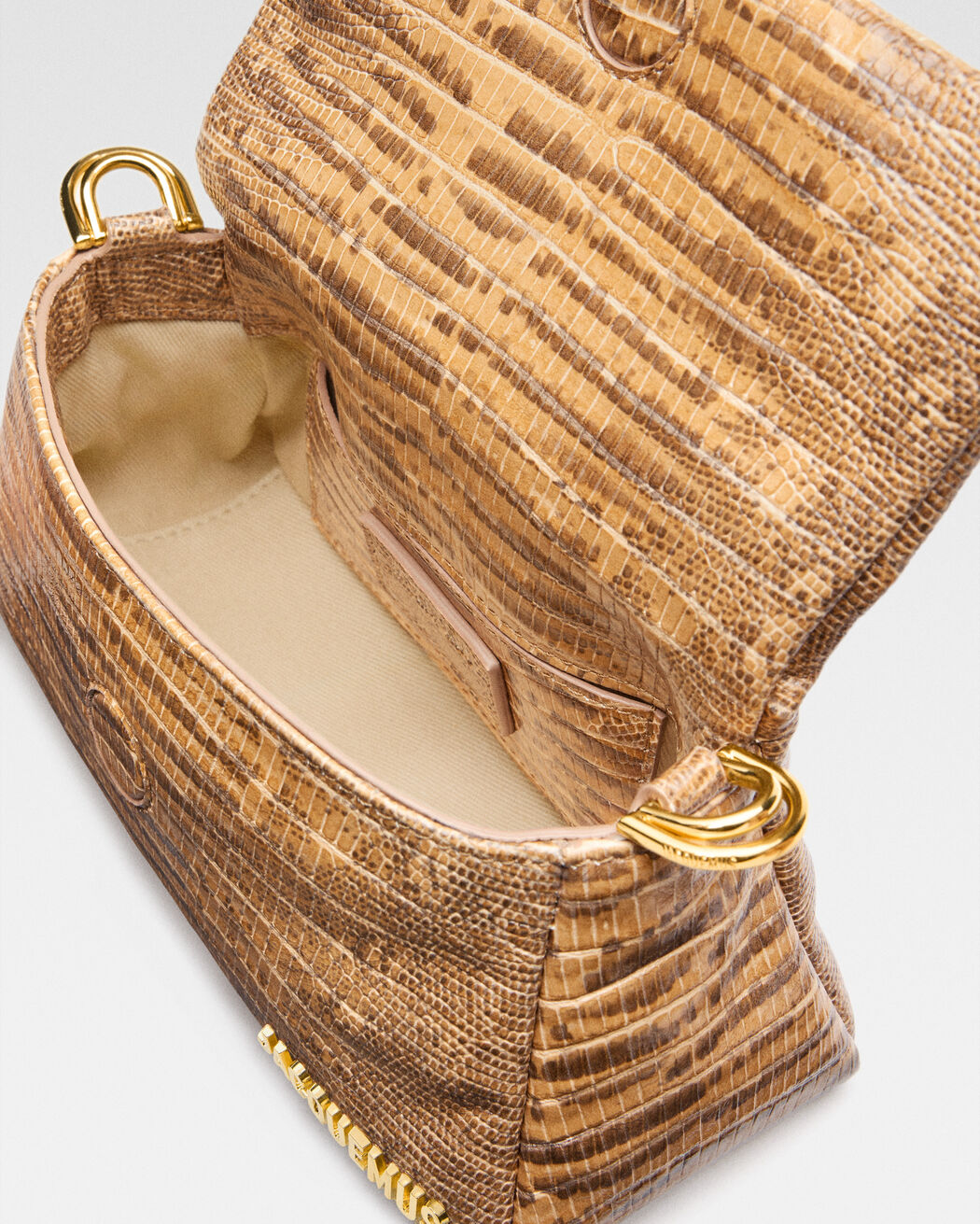 The small Bambimou jacquemus the small bambimou