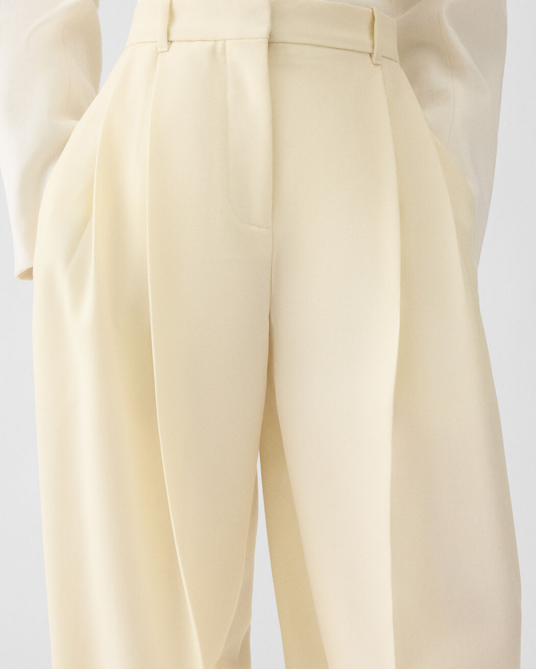 The Man's pants
jacquemus the man s pants