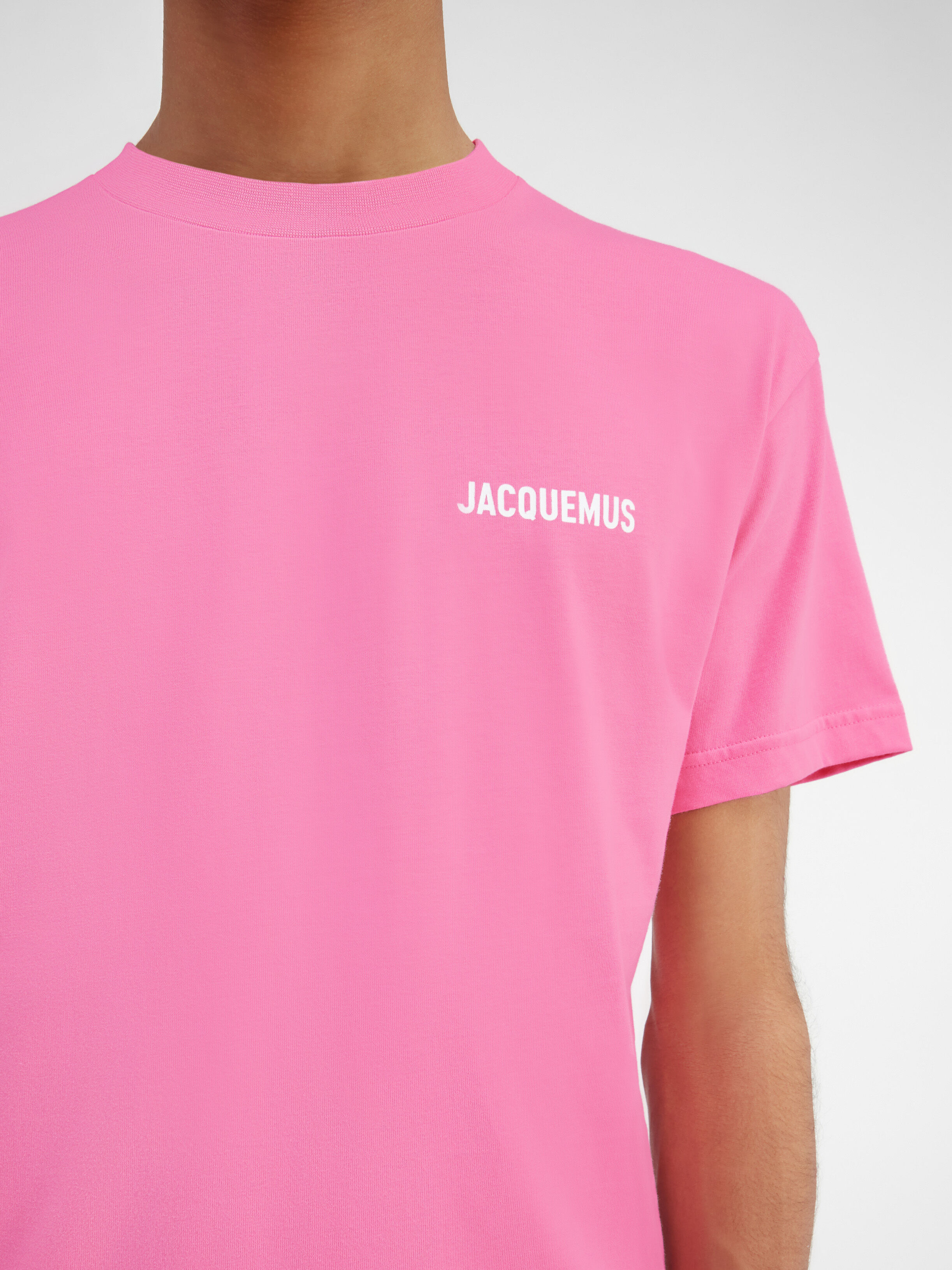 JACQUEMUS ピンク Tシャツ 4/5 The Jacquemus t-shirt, Pink | JACQUEMUS KSA