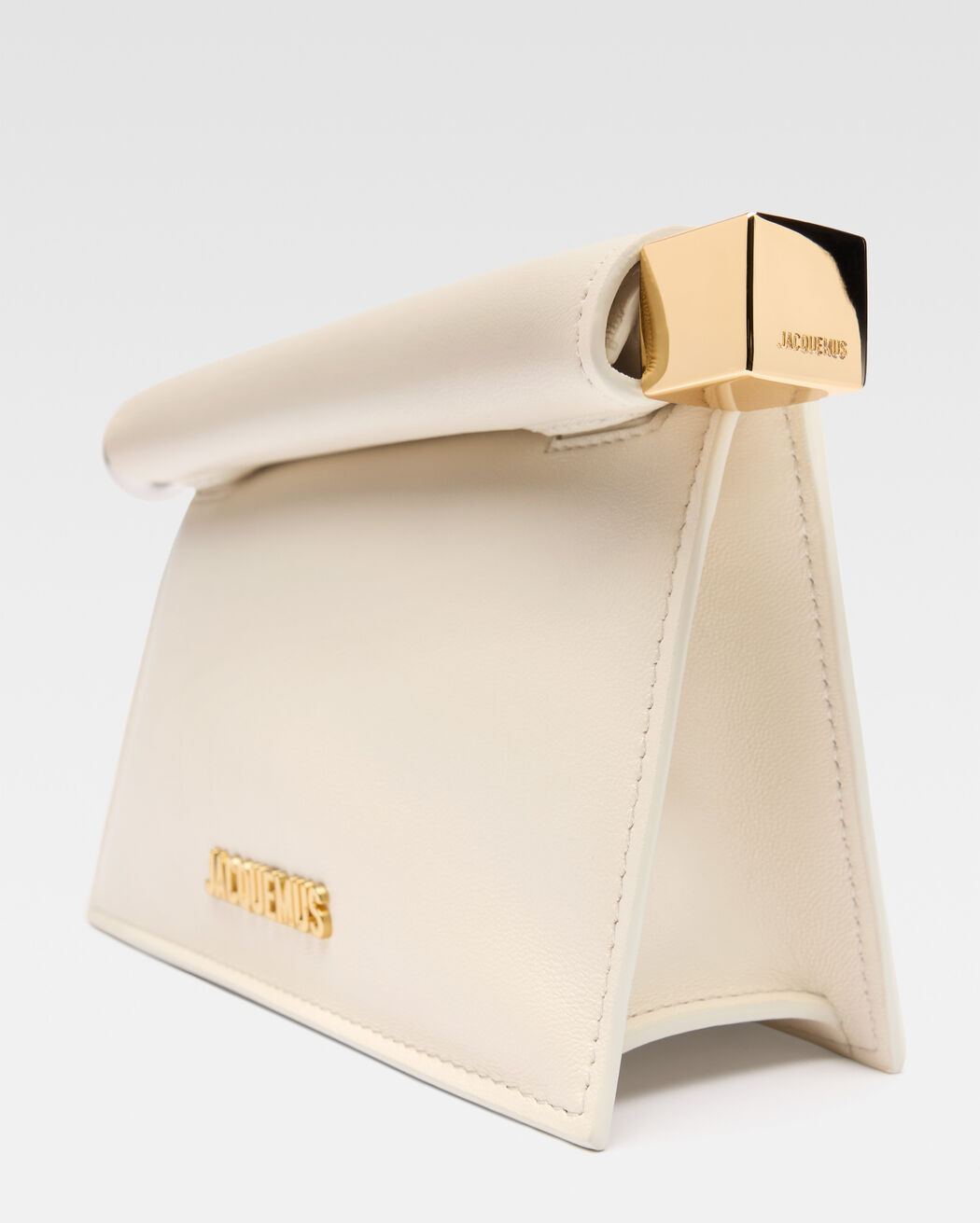 The small Rond Carré clutch jacquemus the small rond carr  clutch