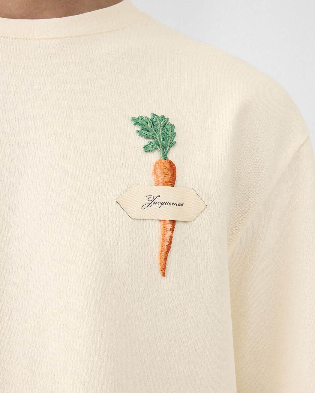 The carrot t-shirt jacquemus the carrot t shirt