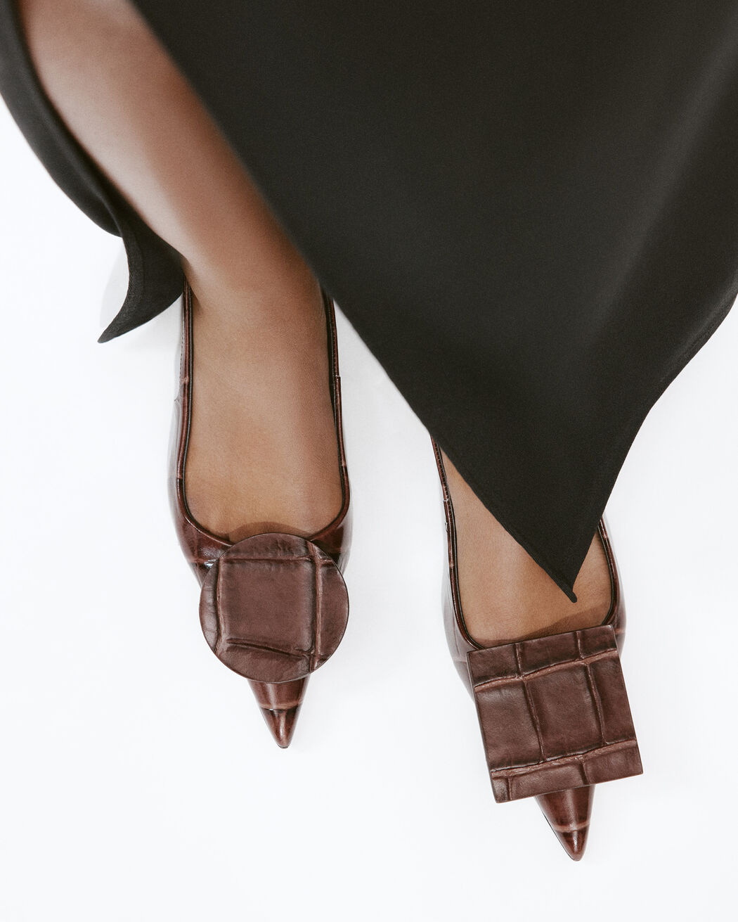 حذاء The low Duelo slingbacks jacquemus حذاء the low duelo slingbacks