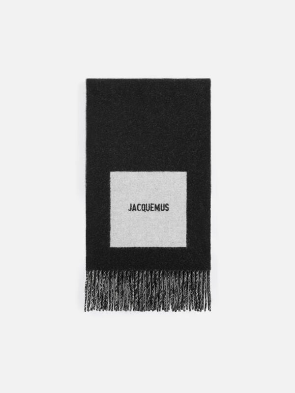 The Rond Carré scarf jacquemus the rond carr scarf