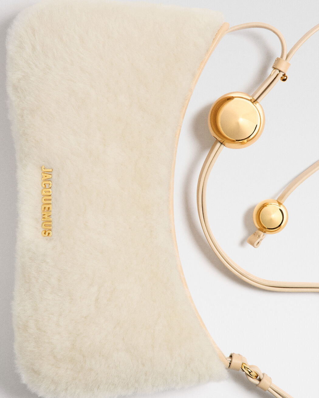 The Bisou Perle jacquemus the bisou perle