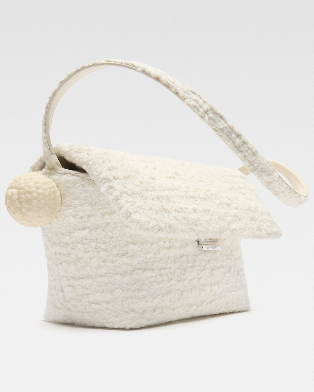 The Rond Carré jacquemus the rond carr