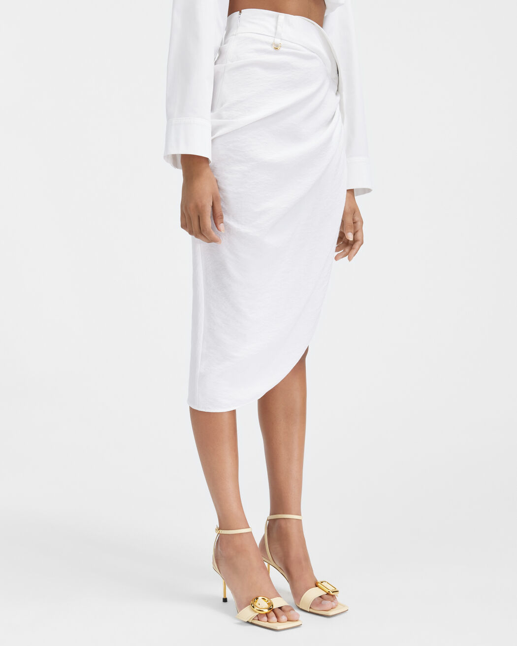 تنورة La Jupe Saudade jacquemus تنورة la jupe saudade