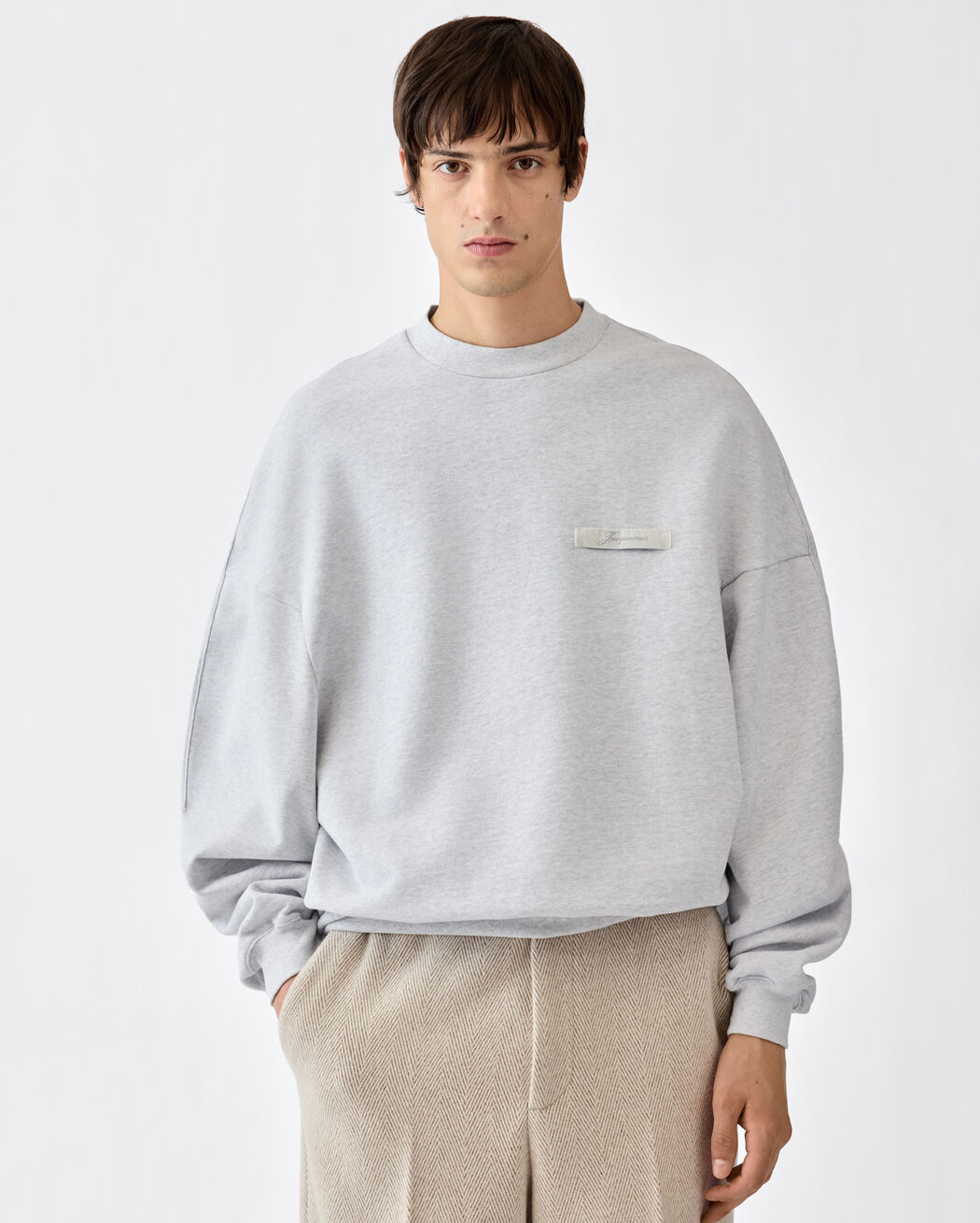 The Ruban sweatshirt jacquemus the ruban sweatshirt