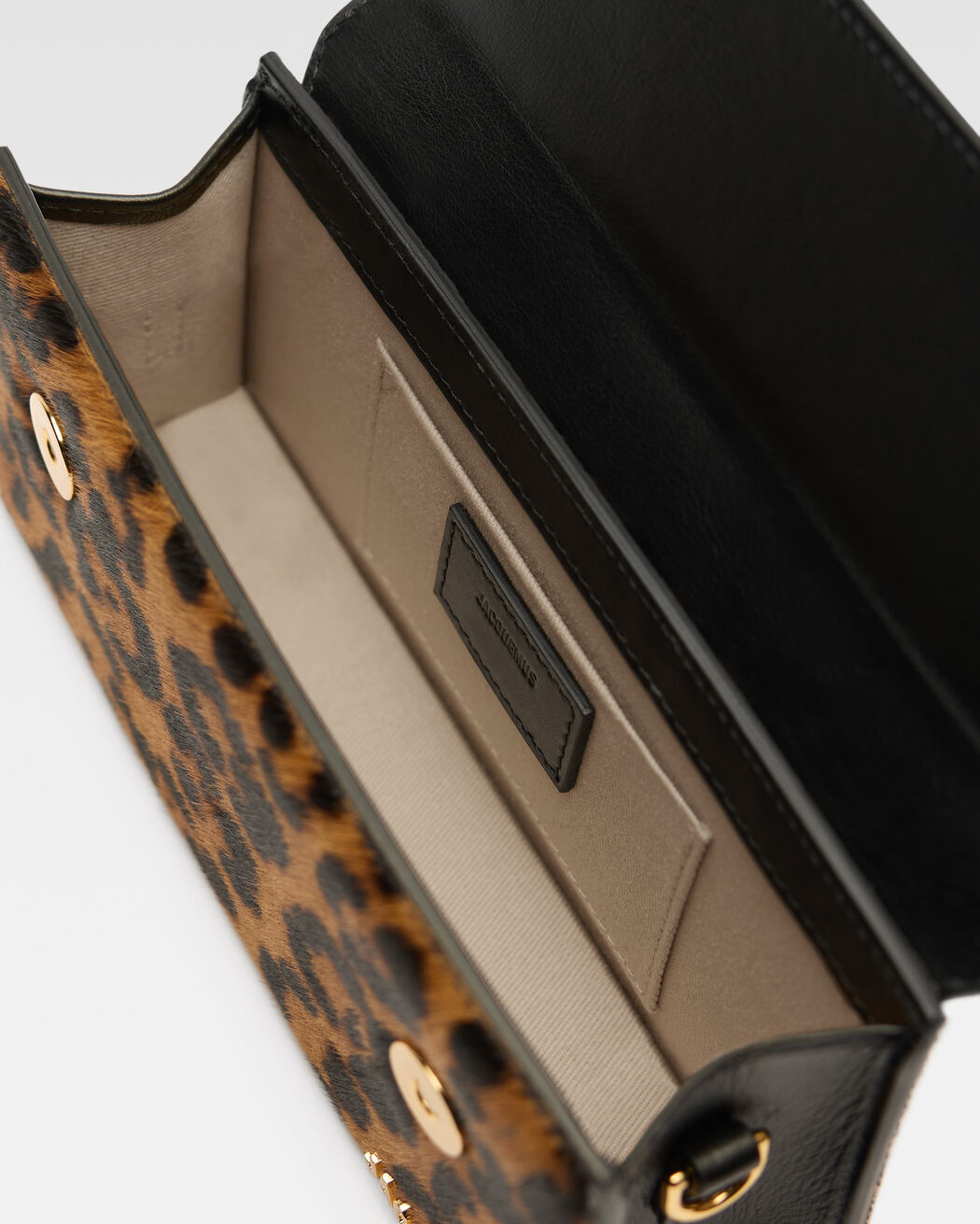 حقيبة The long Chiquito jacquemus حقيبة the long chiquito