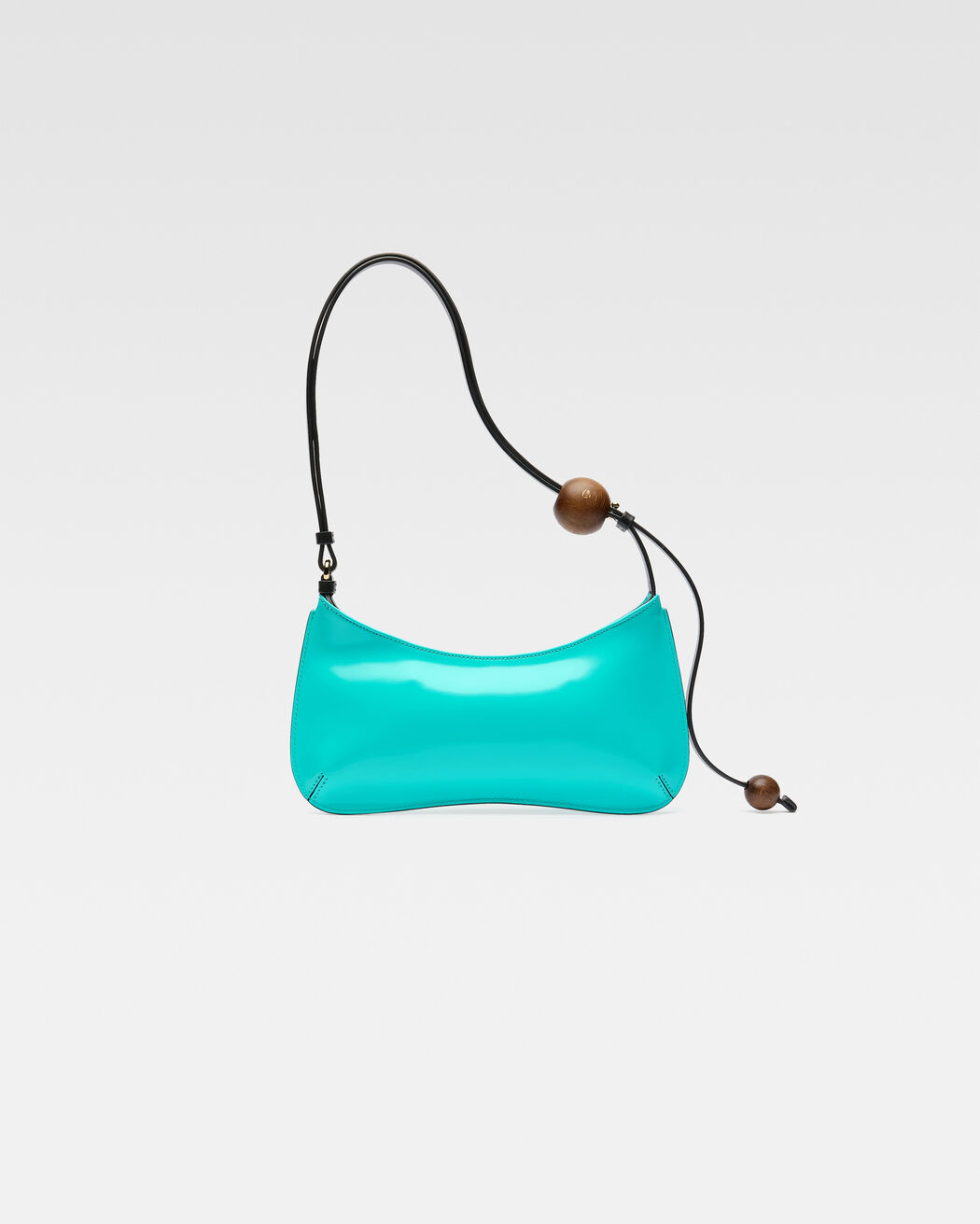 حقيبة Le Bisou Perle jacquemus حقيبة le bisou perle