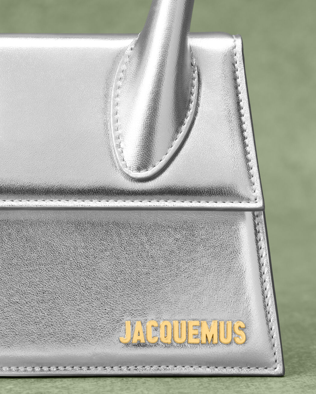 حقيبة The medium Chiquito jacquemus حقيبة the medium chiquito