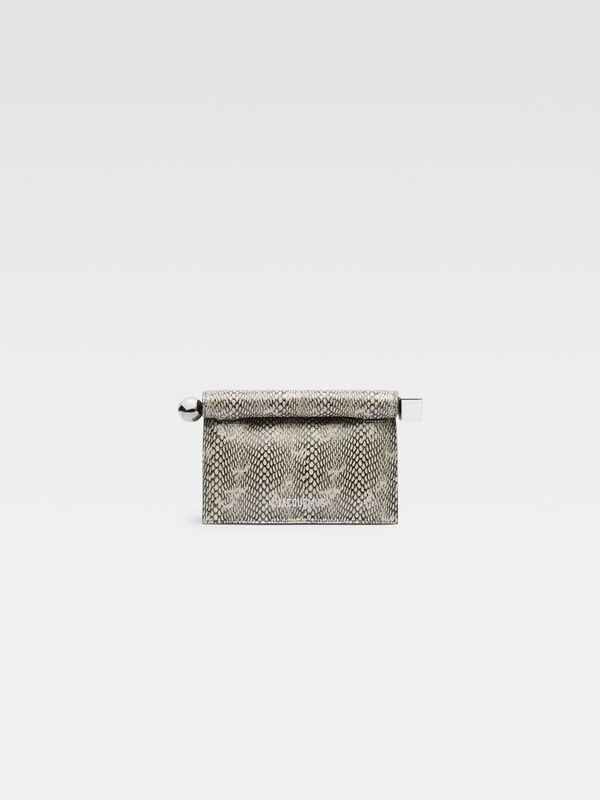 The small Rond Carré clutch jacquemus حقيبة the small rond carr