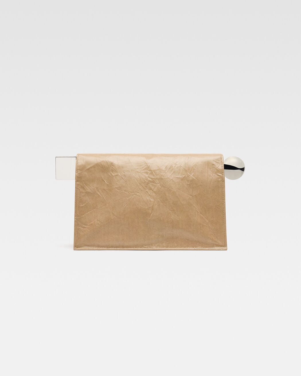 The Rond Carré clutch jacquemus the rond carr clutch