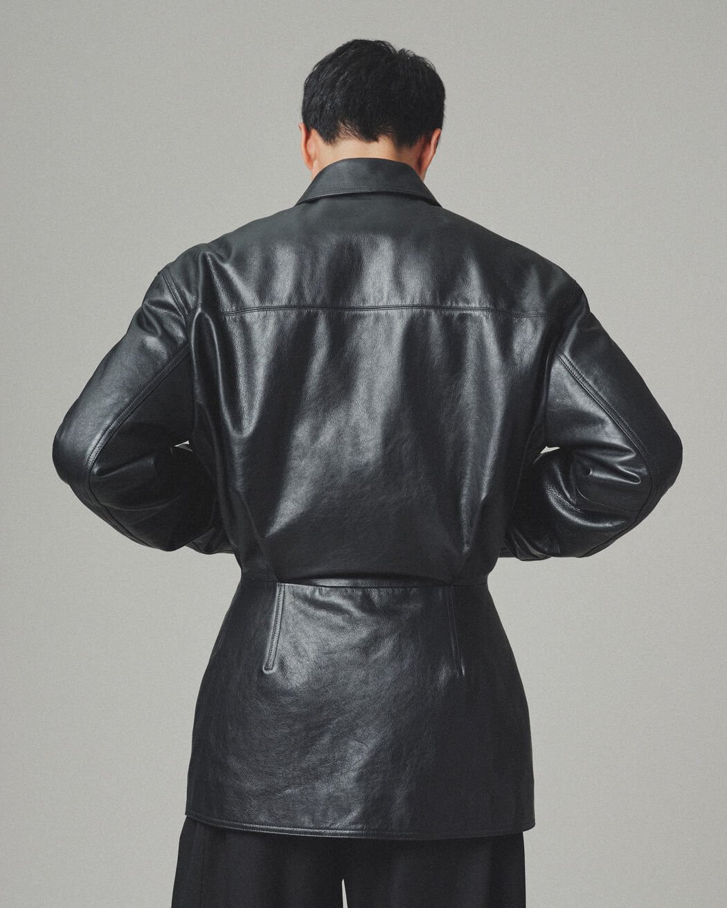The Gardian Leather Jacket jacquemus the gardian leather jacket