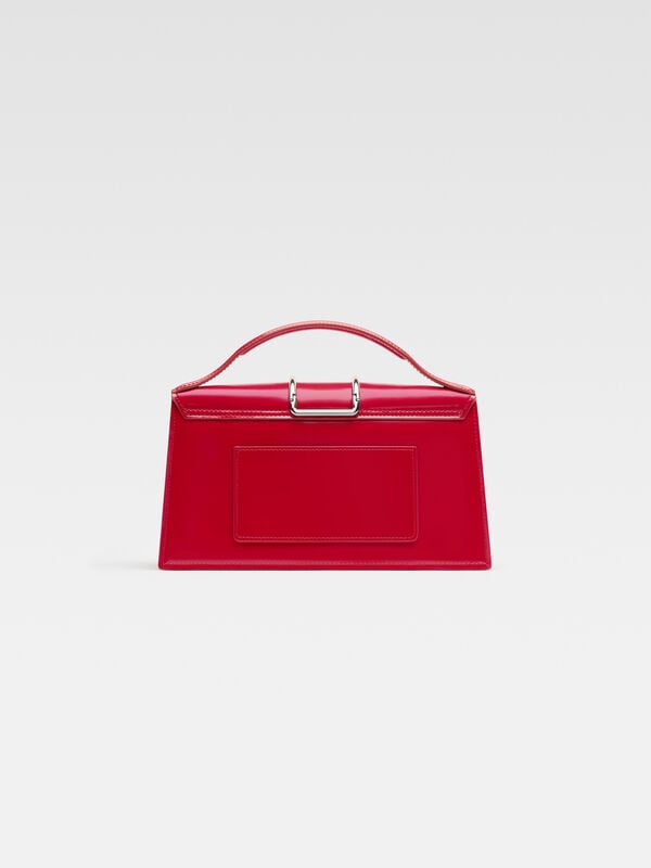 The large Bambino حقيبة jacquemus the large bambino حقيبة