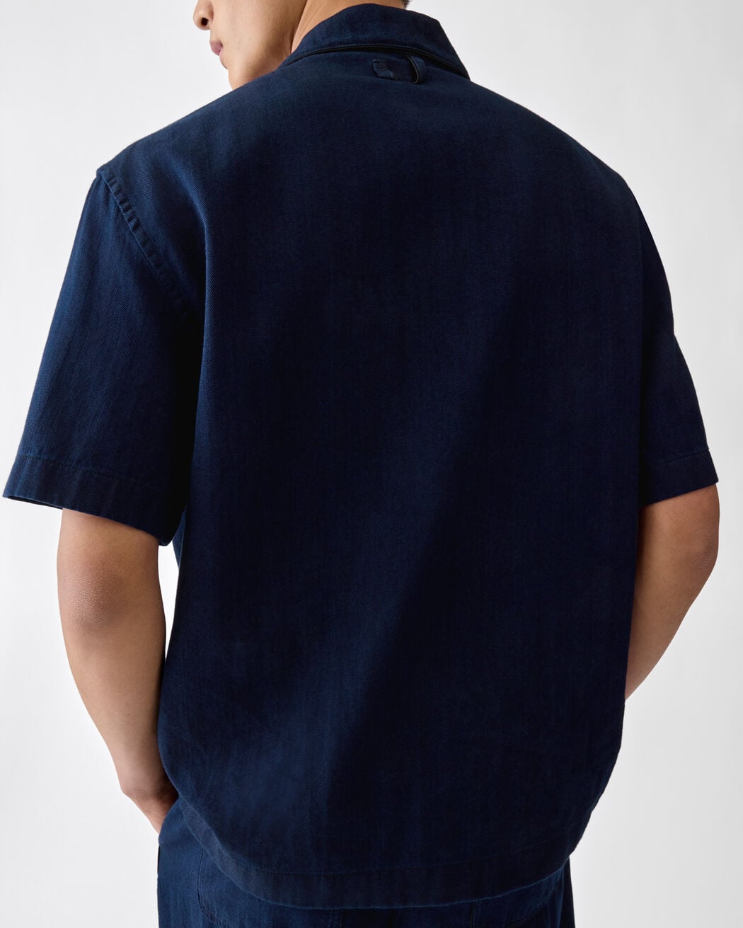 The Pyjama denim shirt jacquemus the pyjama denim shirt
