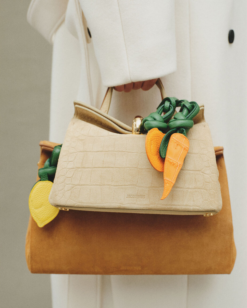 حلية البرتقال jacquemus حلية البرتقال