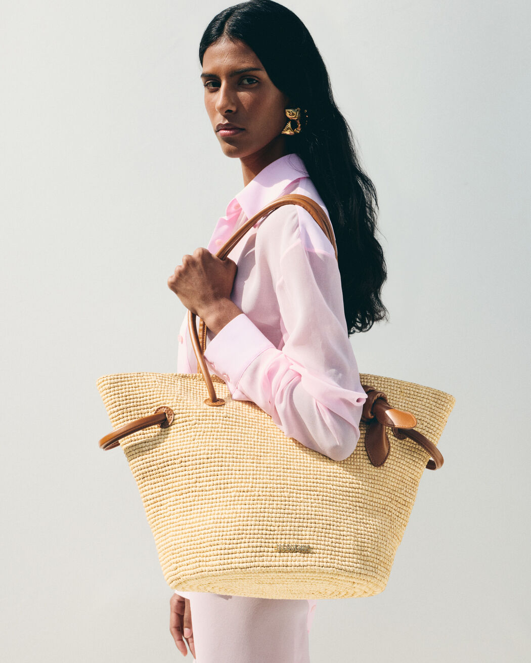 حقيبة بتصميم سلة The Turismo jacquemus حقيبة بتصميم سلة the turismo