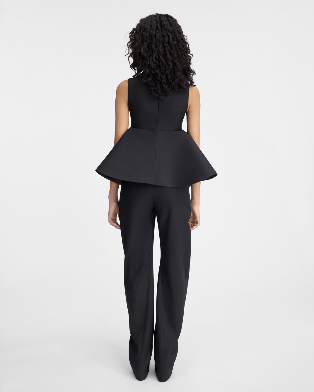 The Spalla top jacquemus the spalla top