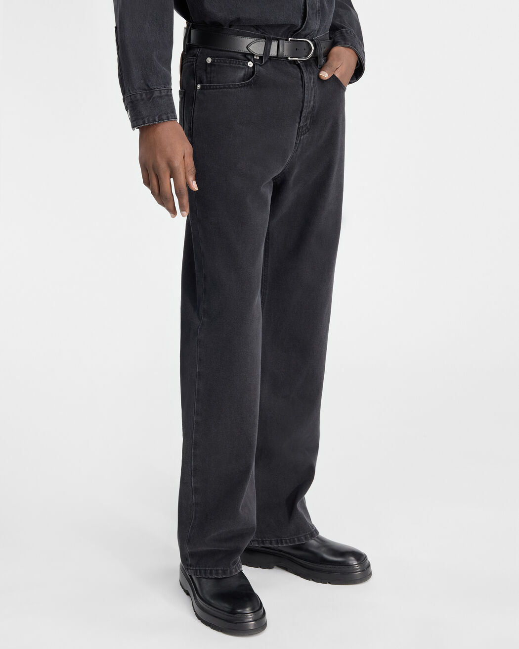 بنطال Le De Nîmes Droit jacquemus بنطال le de n mes droit