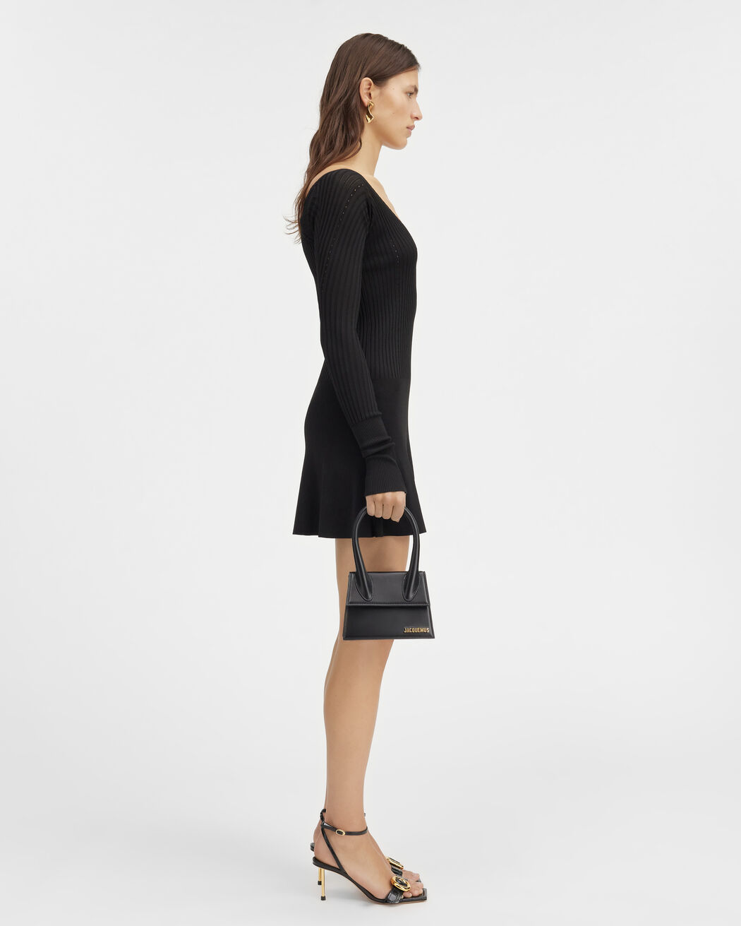 فستان La Mini Robe Pralu jacquemus فستان la mini robe pralu