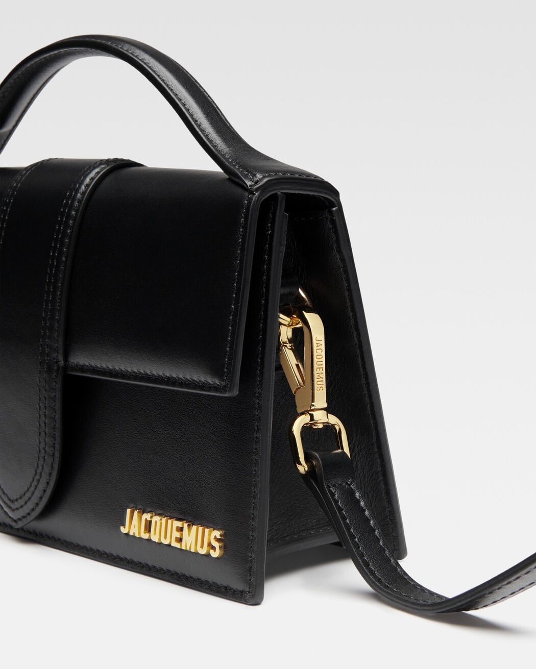 The large Bambino jacquemus the large bambino