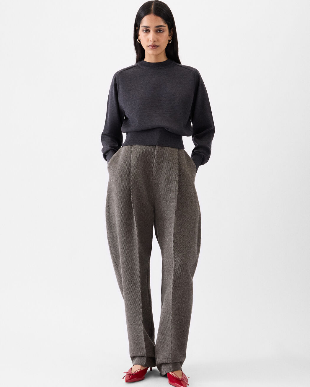 The embroidered sweater jacquemus the embroidered sweater