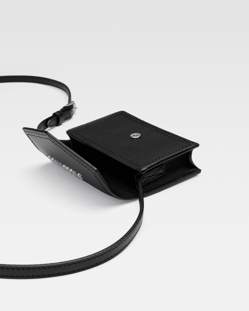 The Azur cardholder jacquemus the azur cardholder