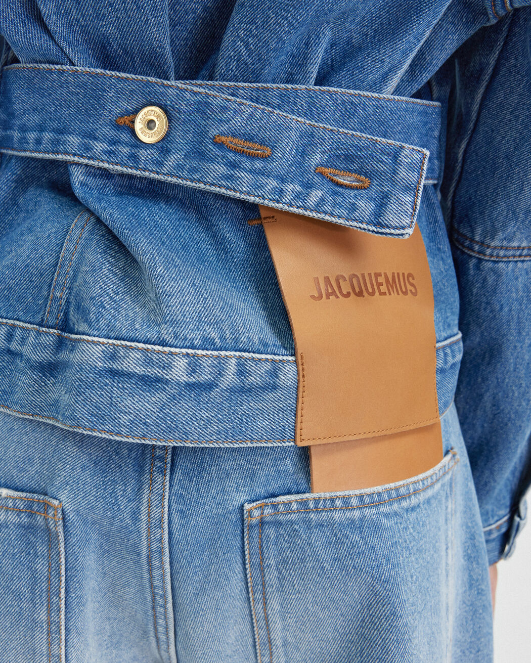 جاكيت La Veste De-Nîmes jacquemus جاكيت la veste de n mes