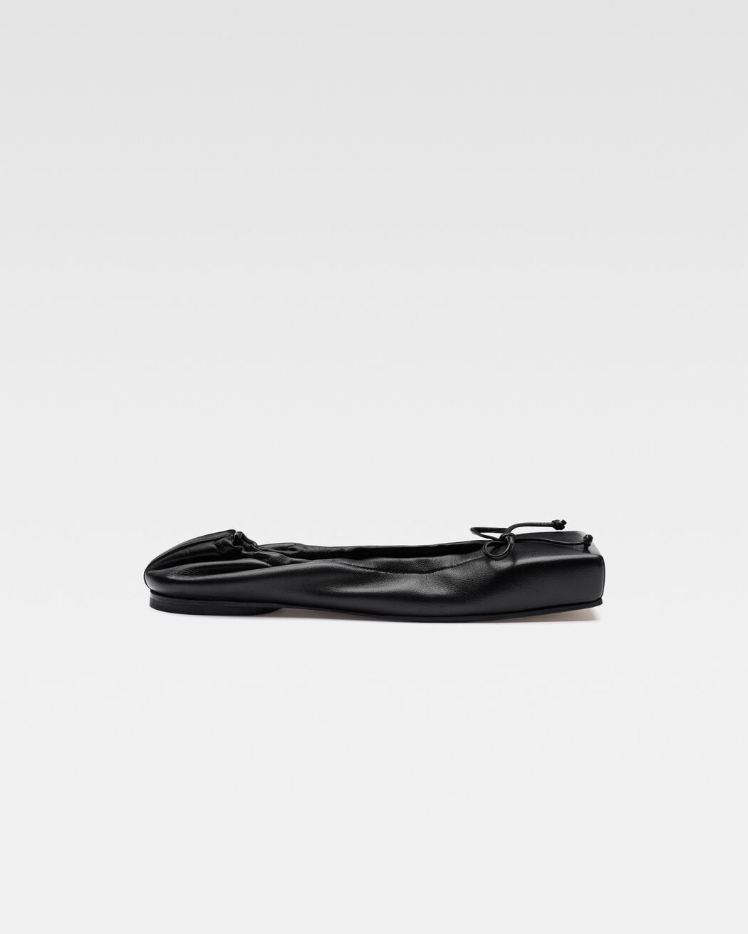 حذاء Les Ballerines Ballet jacquemus حذاء les ballerines ballet