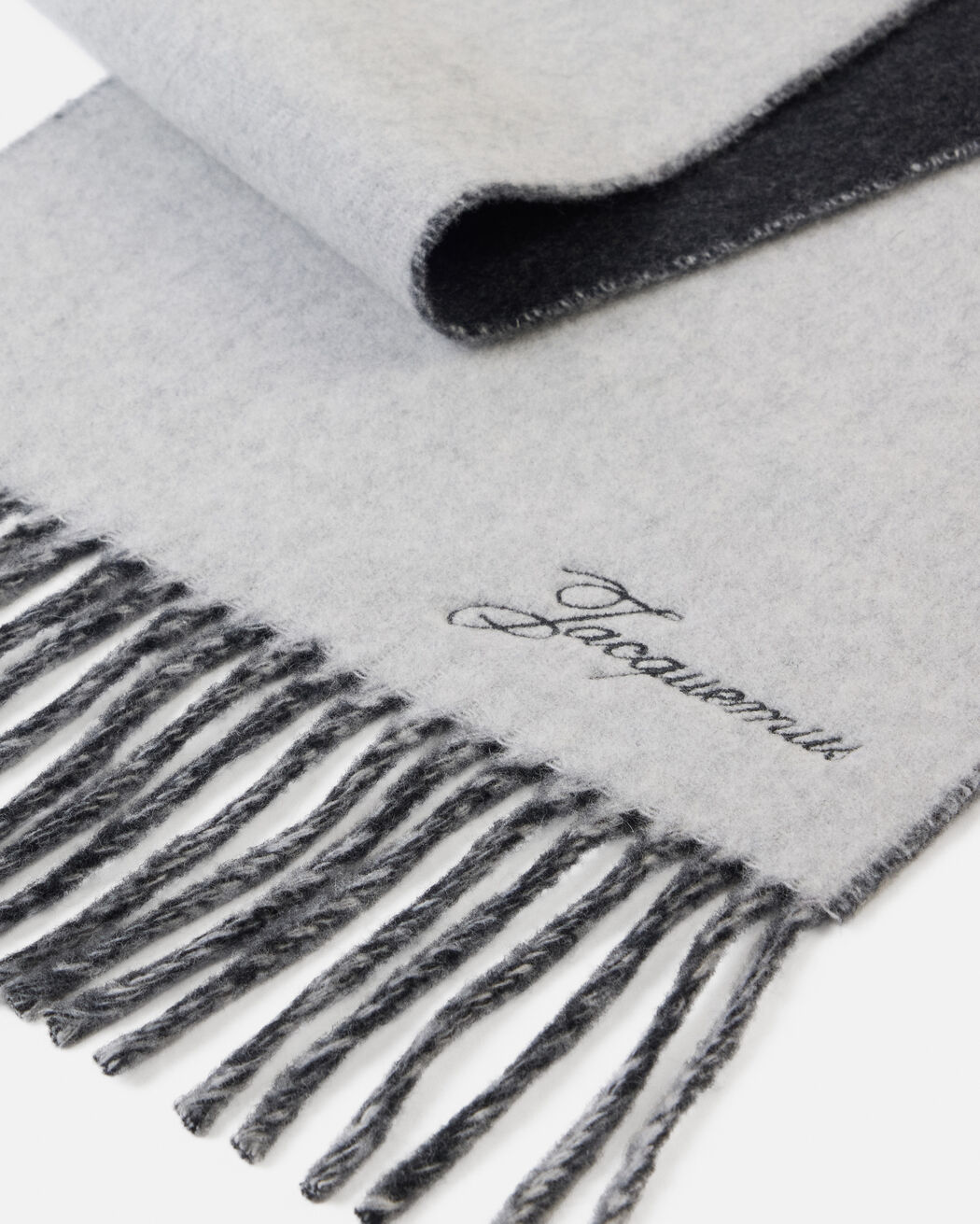 L Echarpe Atelier jacquemus l echarpe atelier