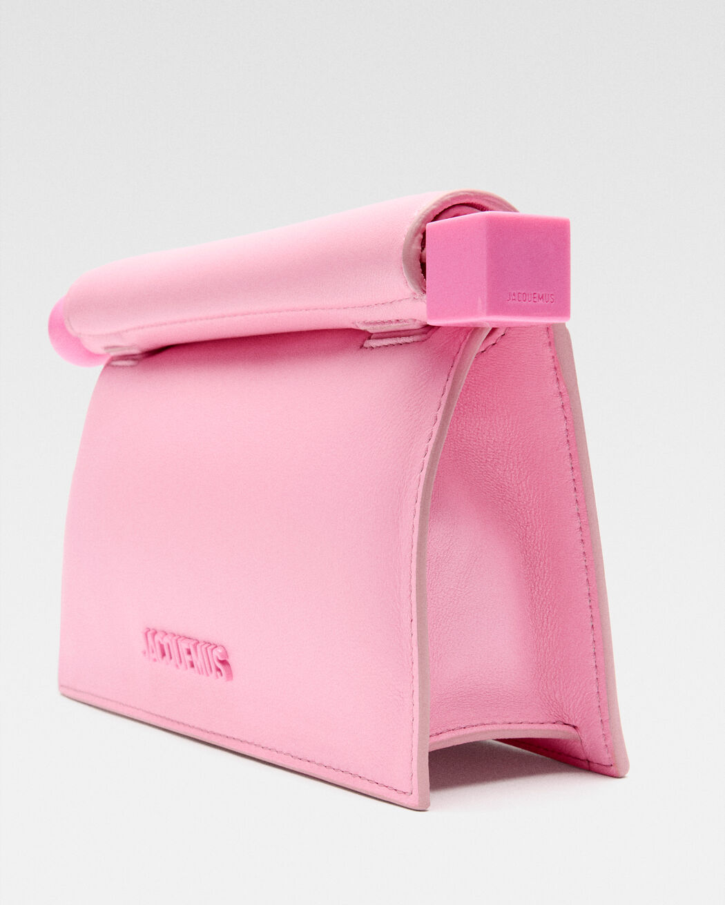 The small Rond Carré clutch jacquemus the small rond carr  clutch